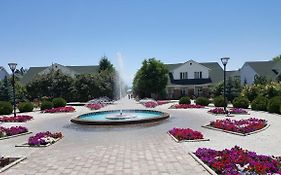 Kapriz Resort